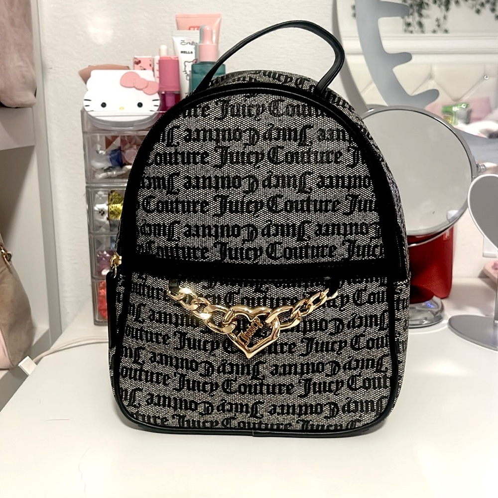Juicy couture back pack -Change of heart